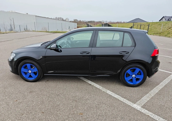 Volkswagen Golf cena 37000 przebieg: 145000, rok produkcji 2013 z Koszalin małe 781